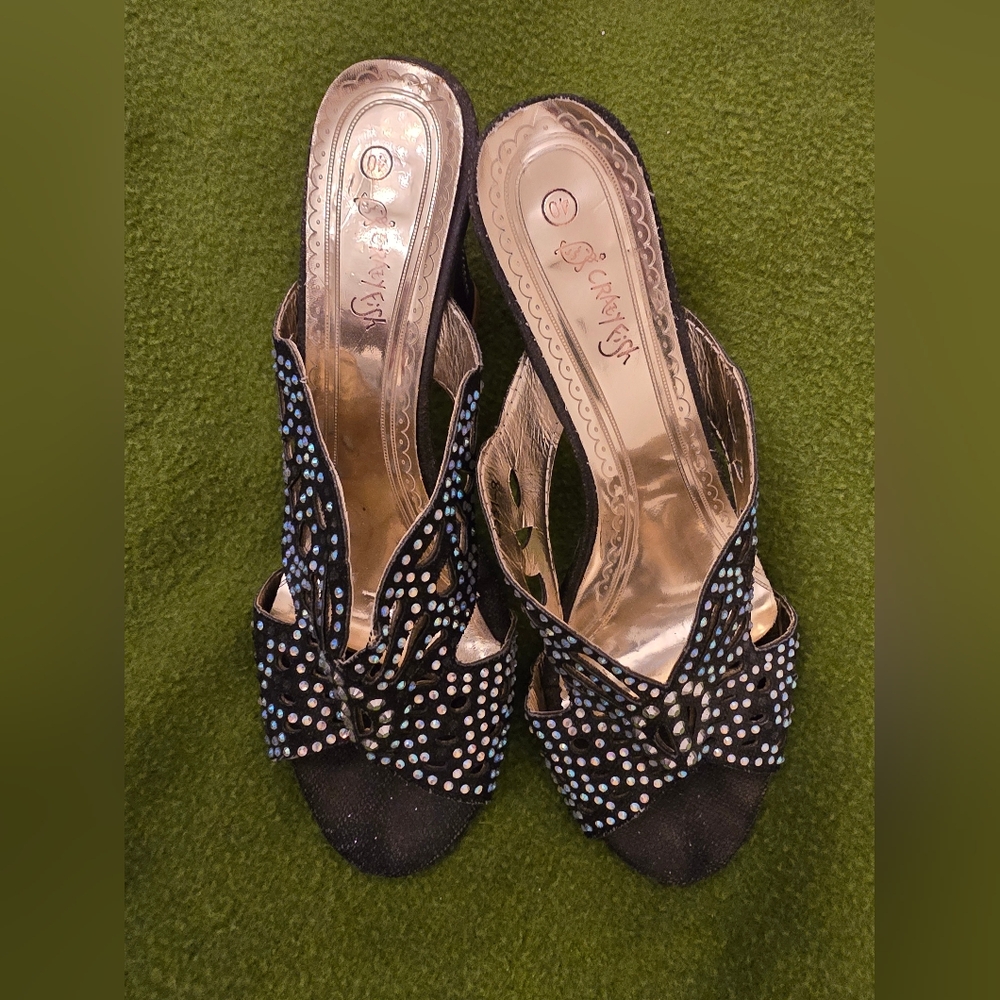 CRAZY FISH HEELS SPARKLEY SIZE 40